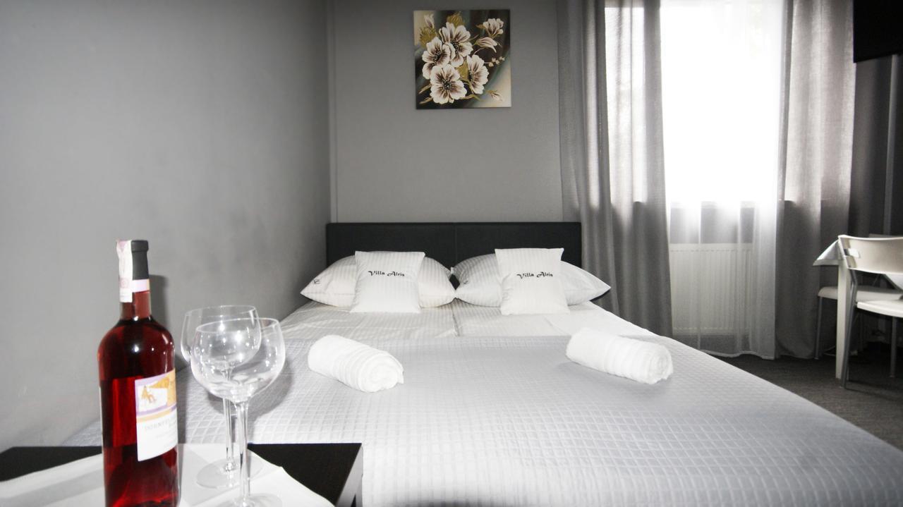 Villa Alris เบียวิสตอก ภายนอก รูปภาพ