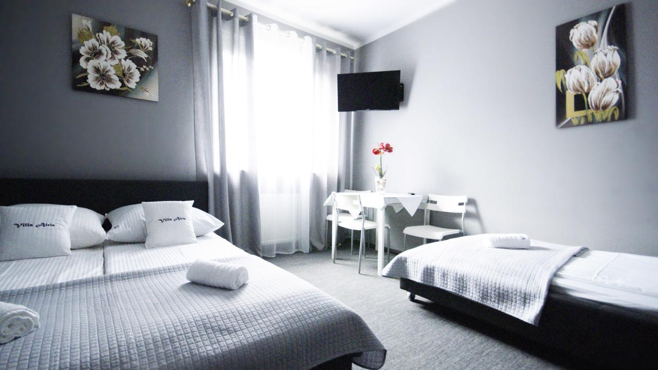 Villa Alris เบียวิสตอก ภายนอก รูปภาพ